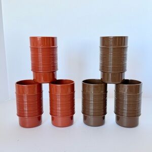 Vintage Rubbermaid Hard Plastic Ribbed Stacking Tumblers Set of 6 Brown & Orange